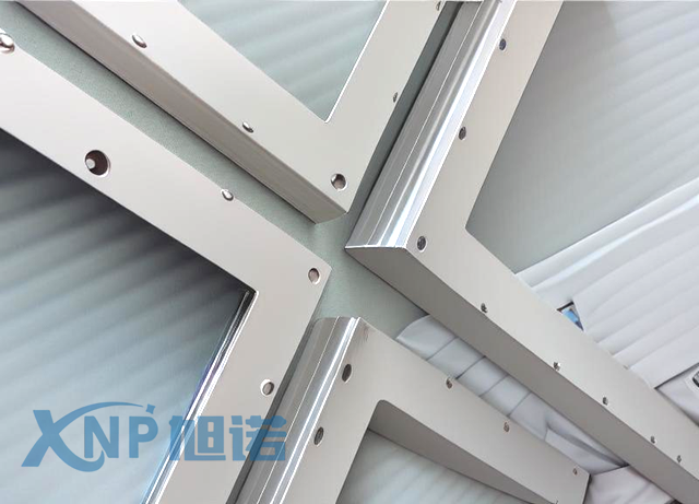 桃子视频官网更新在线观看光伏边框进行喷砂、阳极氧化加工的好处