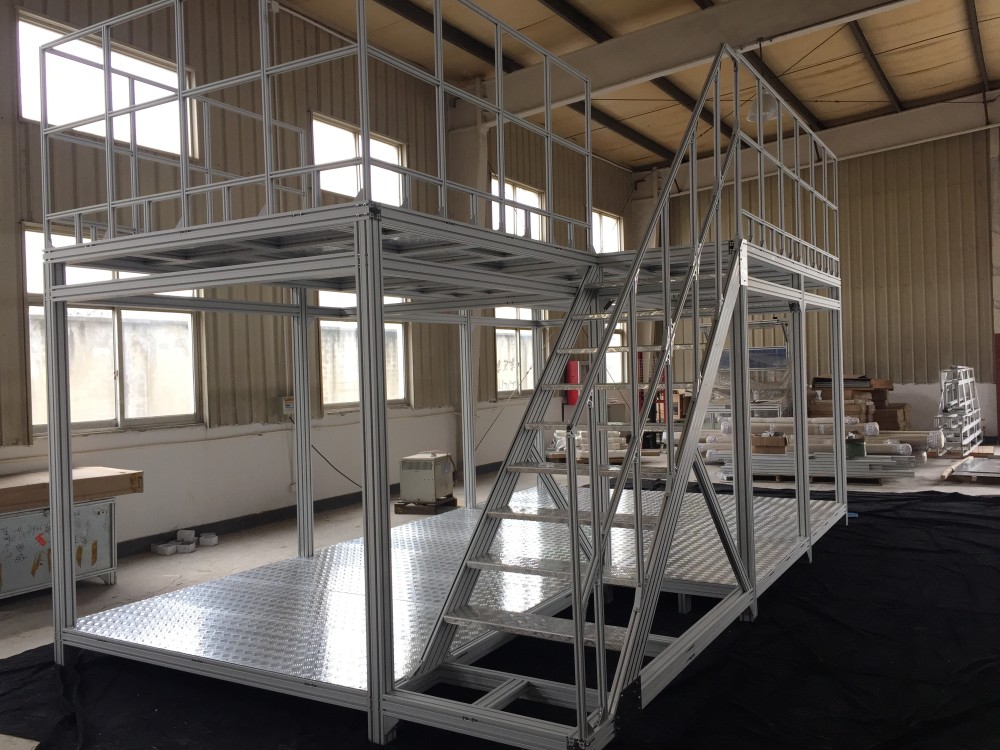 桃子视频官网更新在线观看工业踏步走台