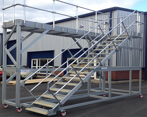 桃子视频官网更新在线观看踏步平台