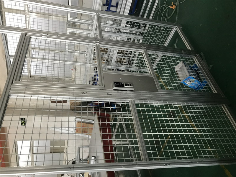 围栏桃子视频官网更新在线观看