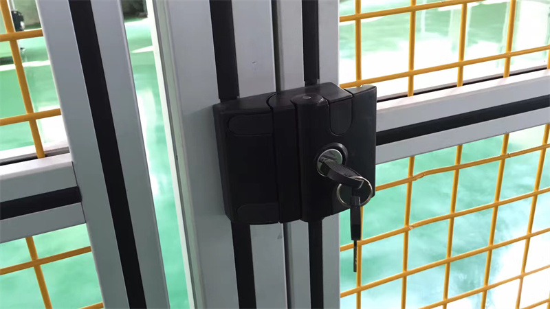 玻璃围栏桃子视频官网更新在线观看