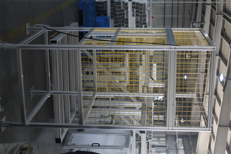 安全围栏桃子视频官网更新在线观看