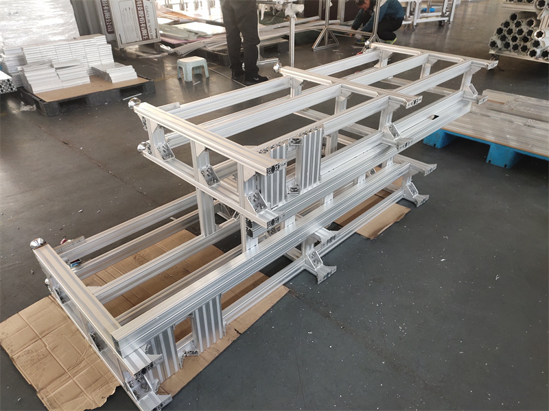 桃子视频官网更新在线观看非标机架子